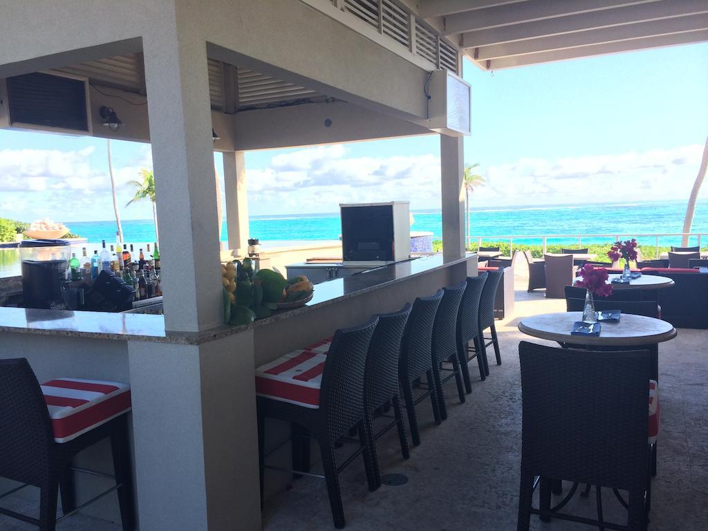 Sky Beach Club Governor S Harbour Exterior foto